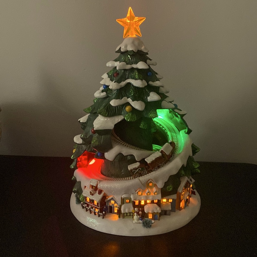 Lighted Christmas Tree - Moving Train - Read Description